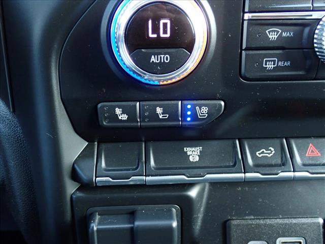 Used 2021 GMC Sierra 2500 AT4 image 19