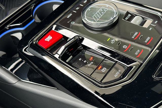 New 2026 BMW M5 w/ Executive Package image 24