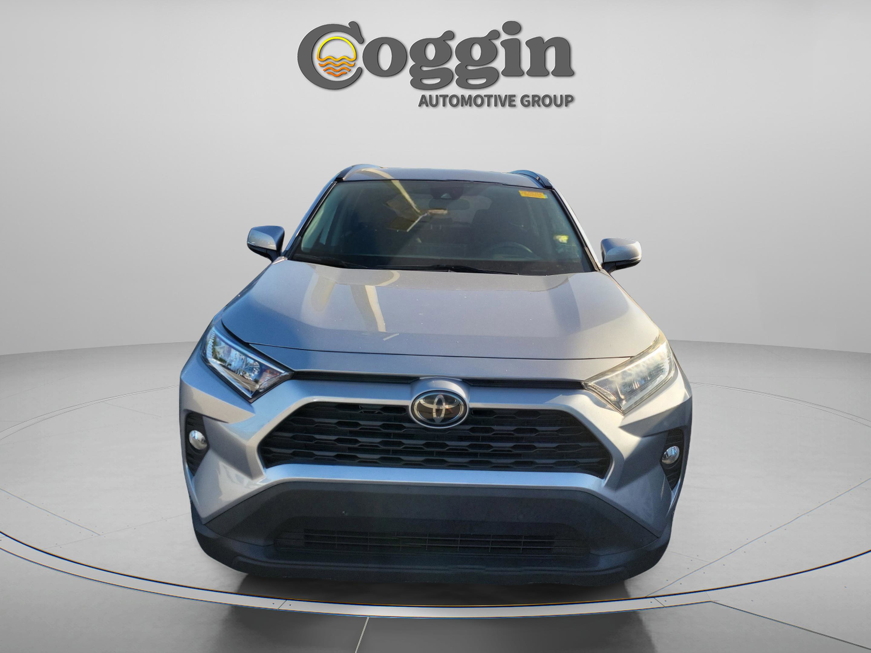 Used 2020 Toyota RAV4 XLE FWD image 8