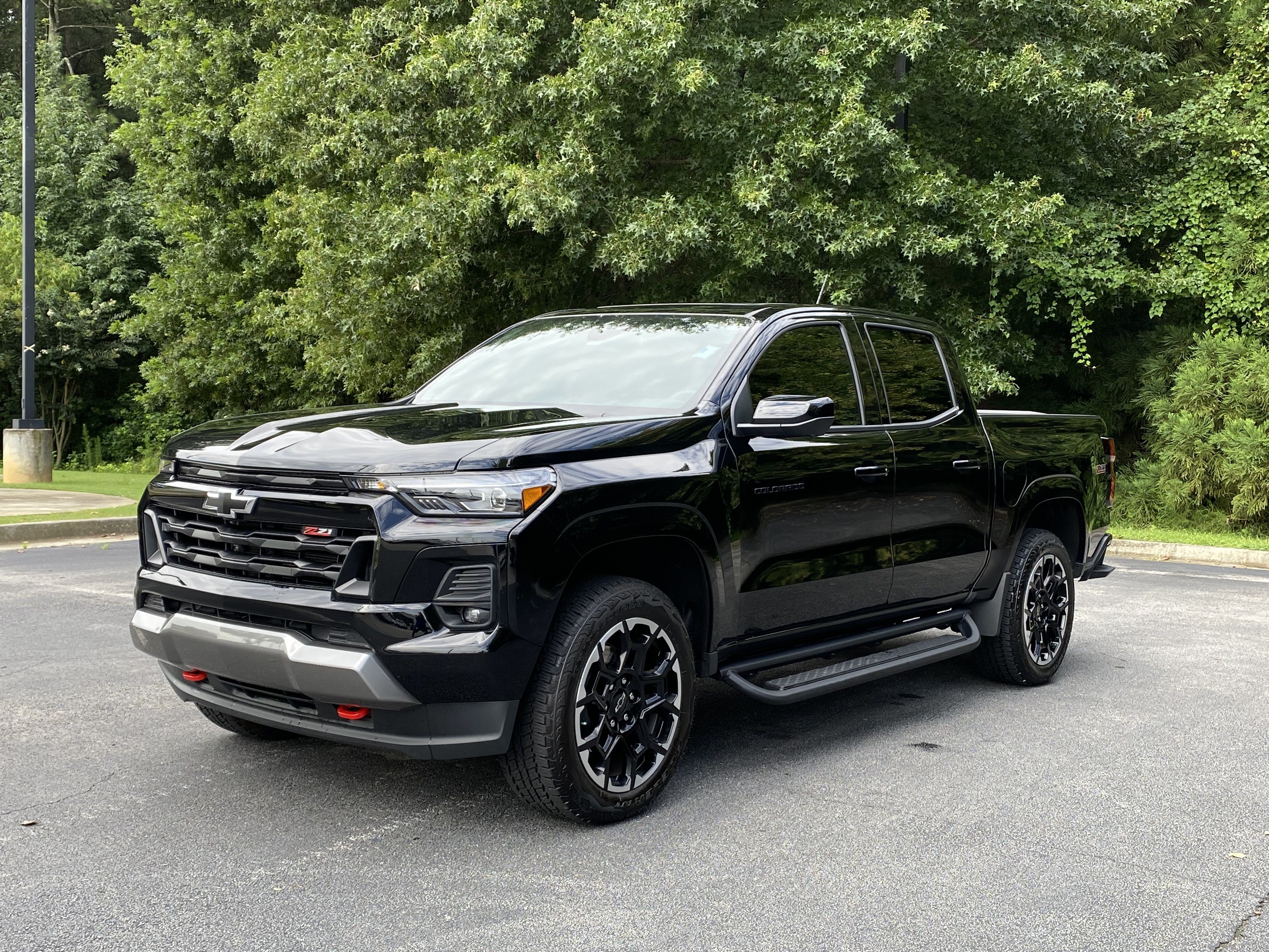 Used 2026 Chevrolet Colorado Z71 w/ Technology Package AWD/4WD image 5