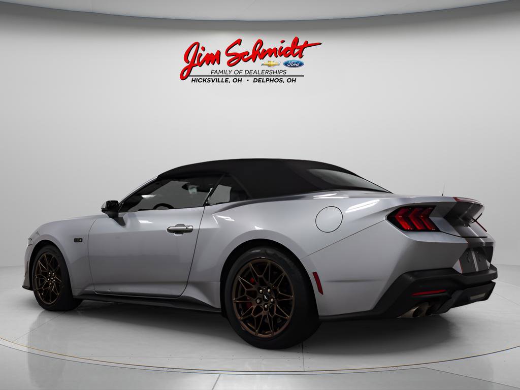 Used 2025 Ford Mustang GT Premium w/ GT Performance Package RWD image 4