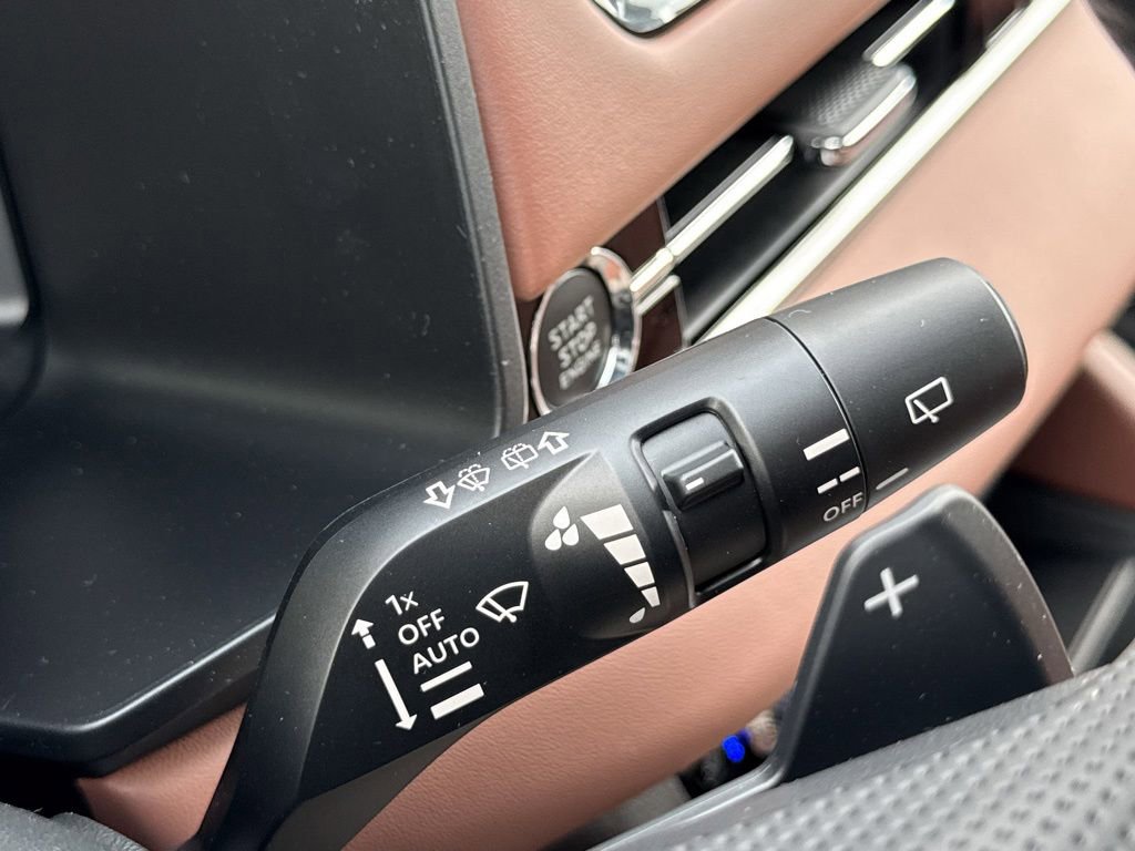 New 2026 Mitsubishi Outlander SEL FWD image 19