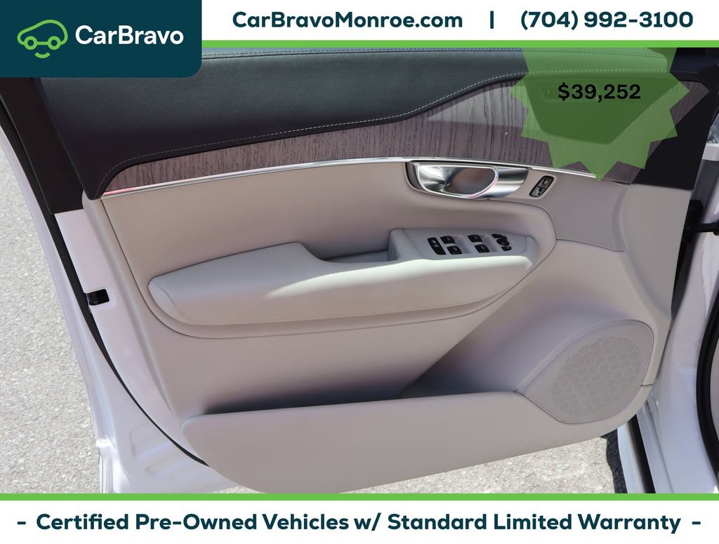 Used 2022 Volvo XC90 T8 Inscription AWD/4WD image 18