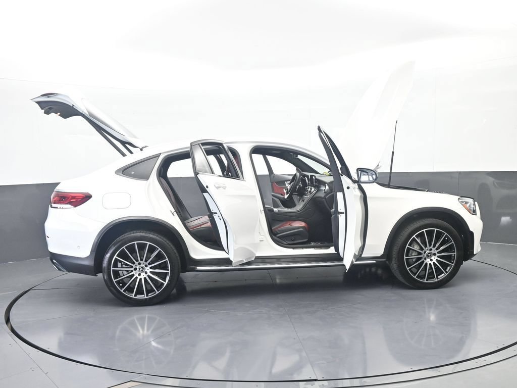 Used 2022 Mercedes-Benz GLC 300 4MATIC Coupe image 86