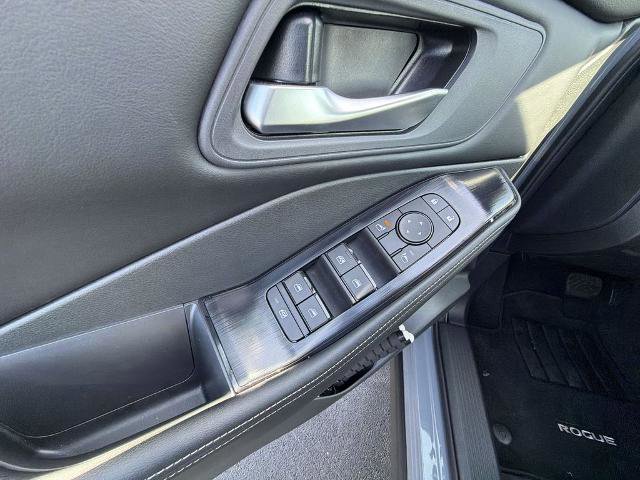 Certified 2026 Nissan Rogue SV image 13