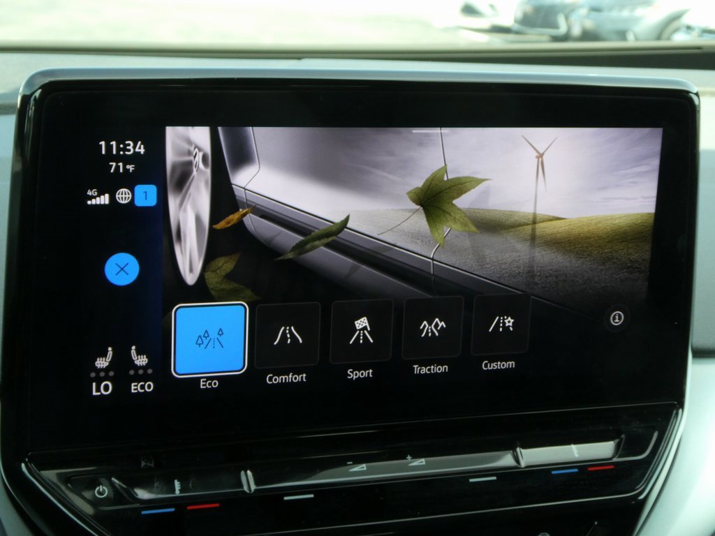 Used 2022 Volkswagen ID.4 Pro image 35