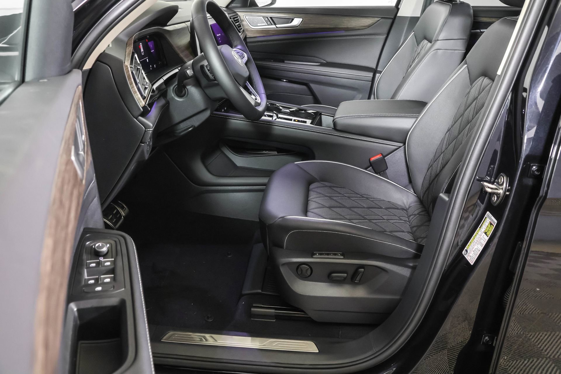 New 2026 Volkswagen Atlas SEL Premium R-Line image 20