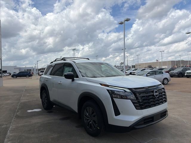 New 2026 Nissan Pathfinder SV image 5