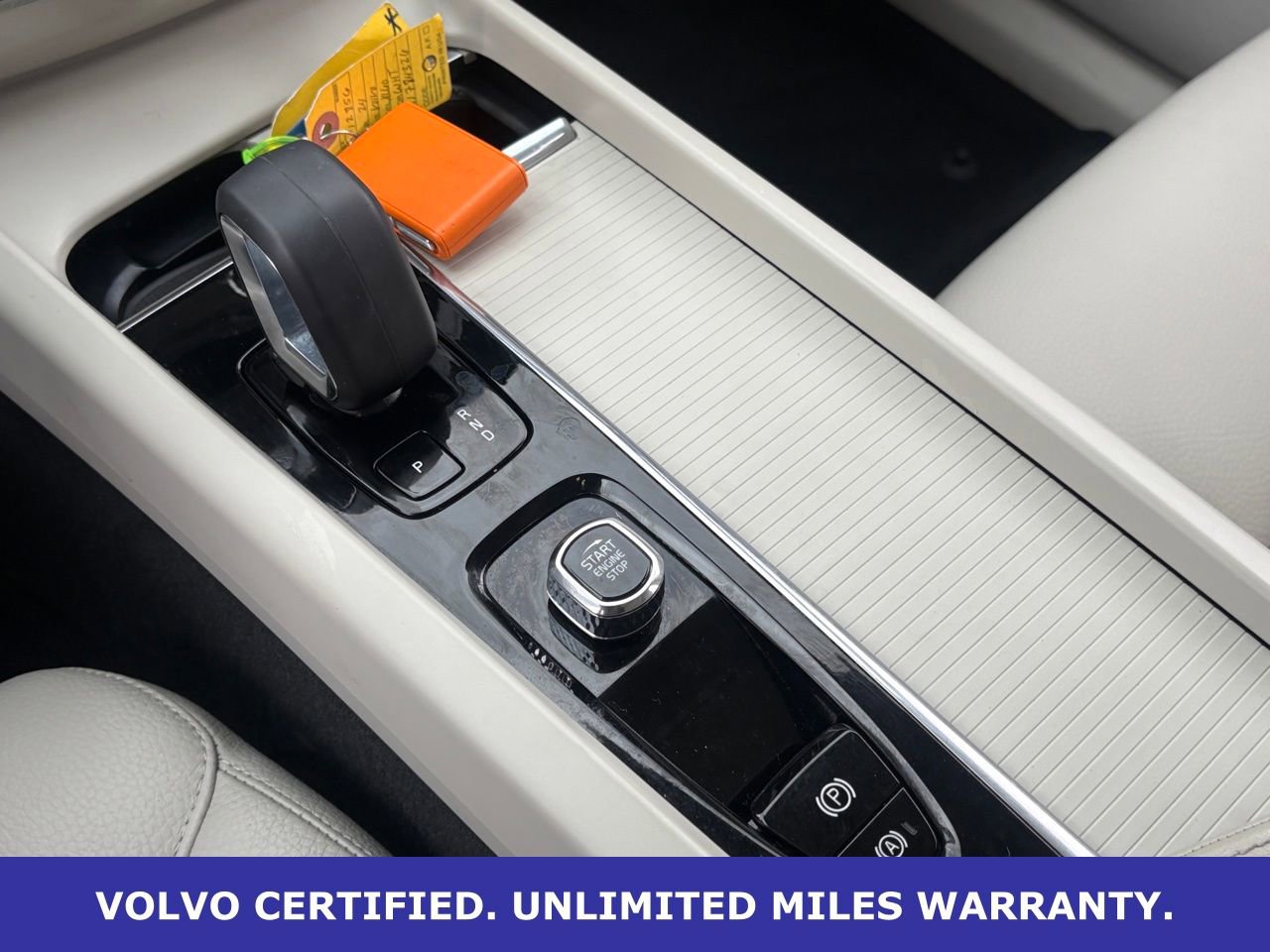 Certified 2024 Volvo XC60 B5 Core w/ Protection Package Premier image 21