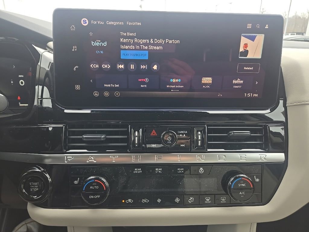 New 2026 Nissan Pathfinder SL AWD/4WD image 18