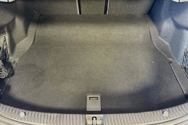 Used 2020 Mercedes-Benz C 300 Sedan image 25