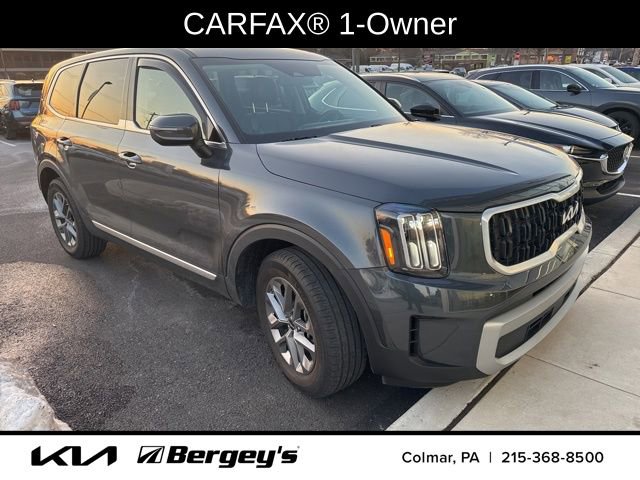 Used 2023 Kia Telluride LX image 3