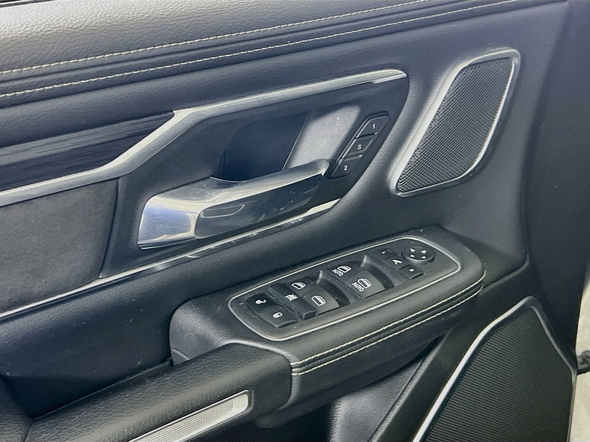 Used 2023 RAM 1500 Laramie image 18