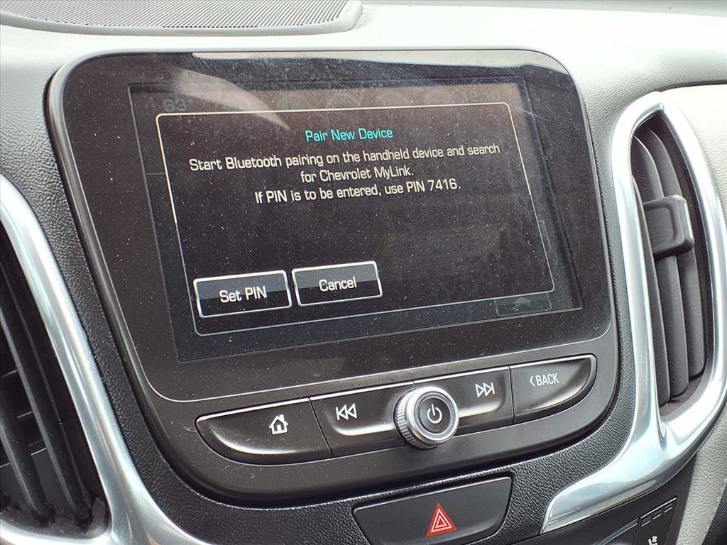 Used 2018 Chevrolet Equinox Premier FWD image 7