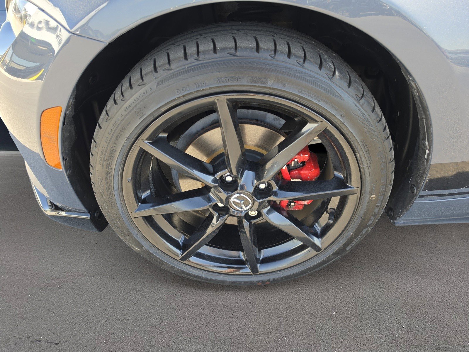 Used 2021 MAZDA MX-5 Miata RF Club w/ Interior Package (MT) image 23