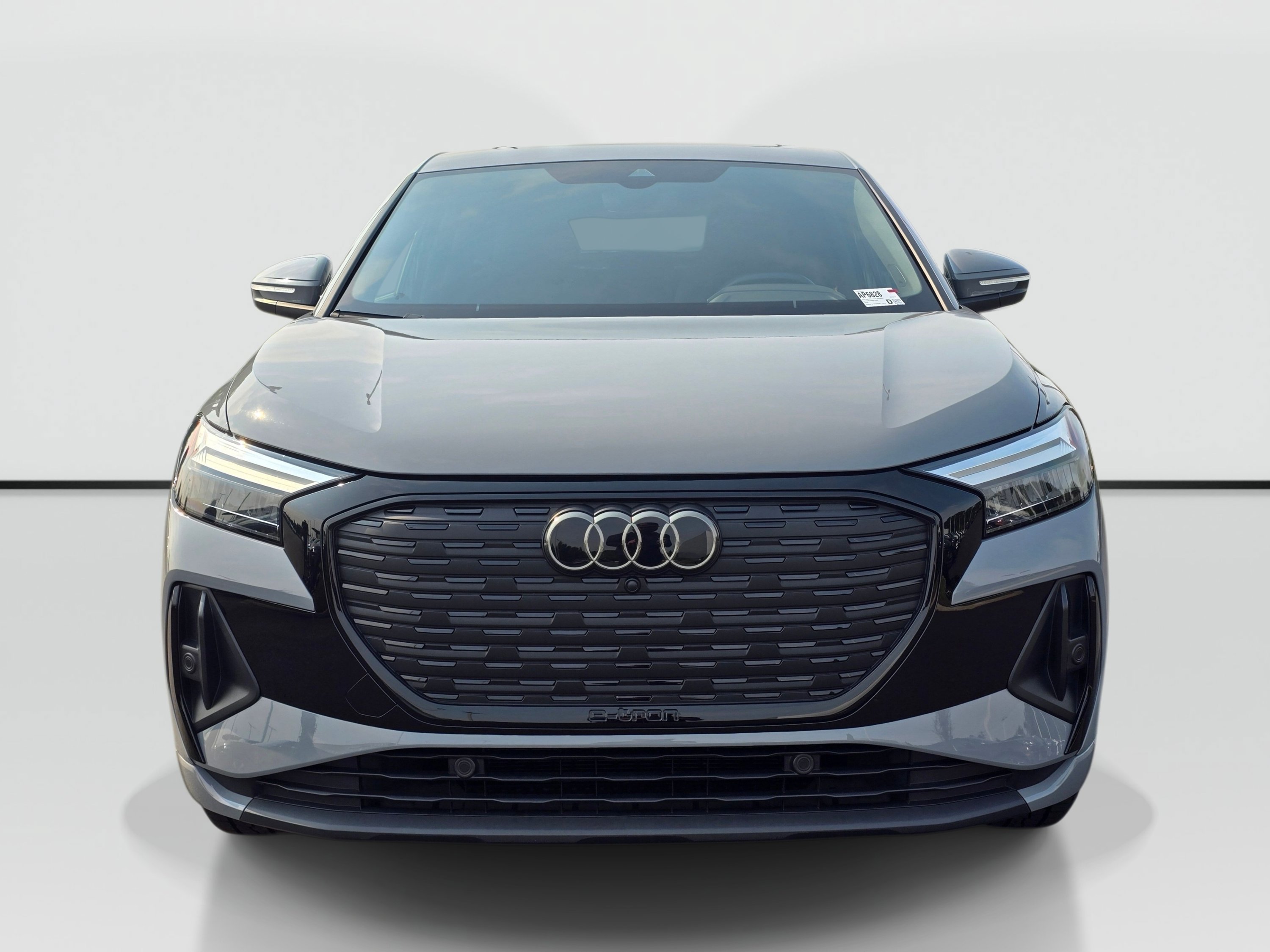 Used 2023 Audi Q4 e-tron Premium Plus w/ Premium Plus AWD/4WD image 8