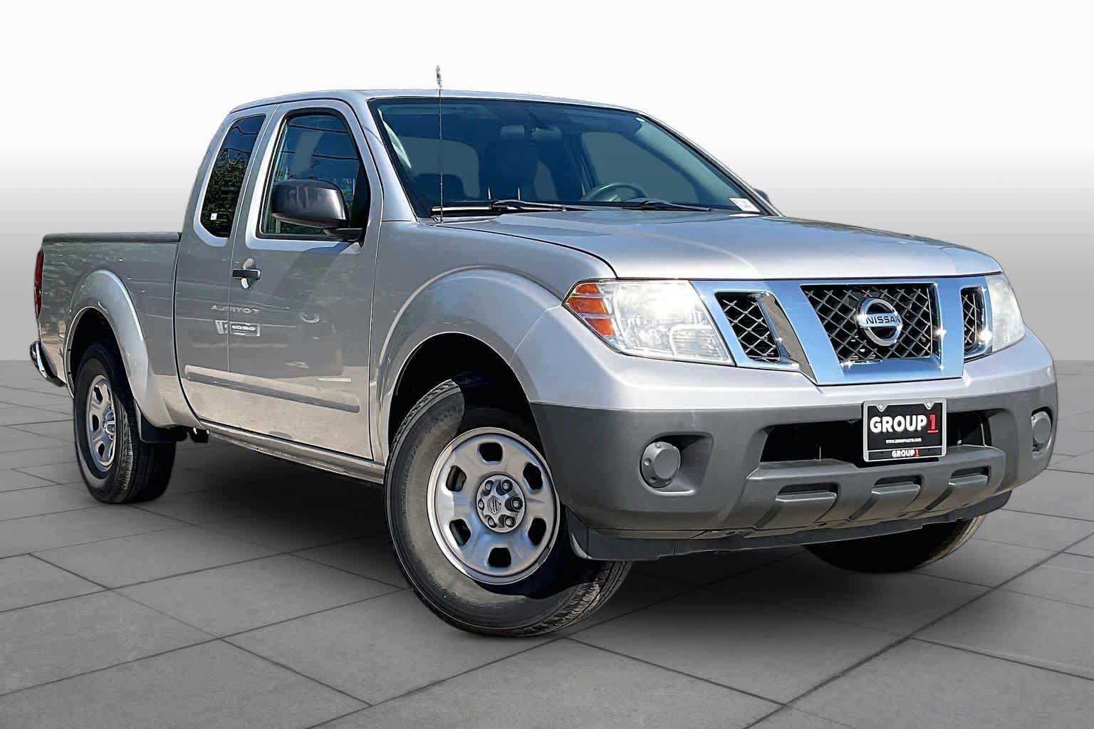 Used 2021 Nissan Frontier S RWD image 3