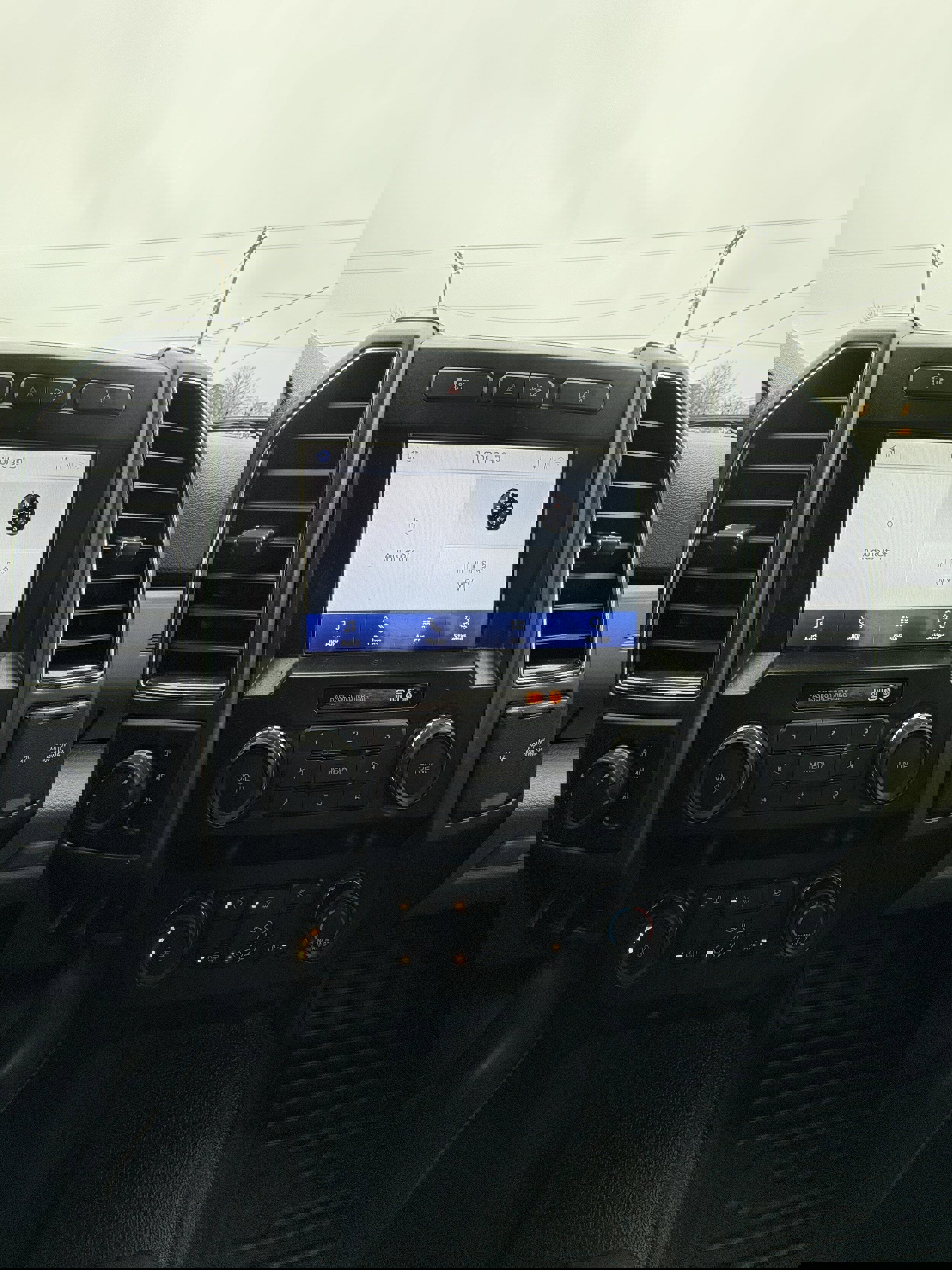 Used 2020 Ford F250 XLT w/ XLT Value Package image 15