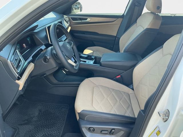 Used 2024 Volkswagen Atlas Cross Sport SE image 10