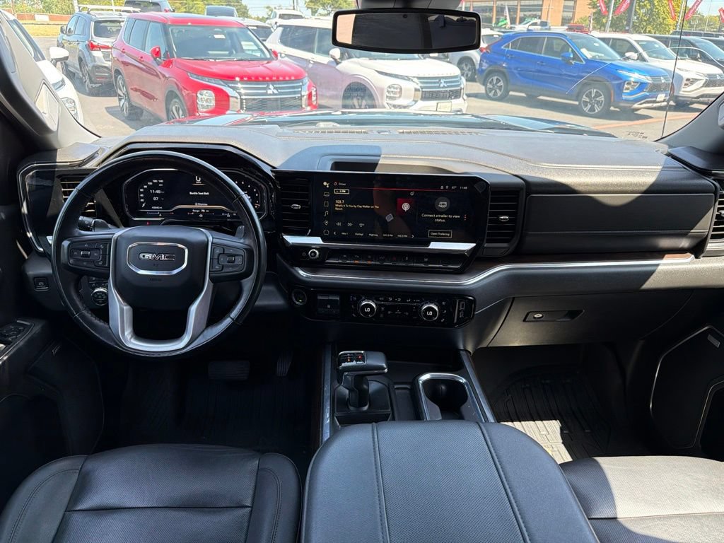 Used 2024 GMC Sierra 1500 SLT w/ SLT Premium Plus Package RWD image 40