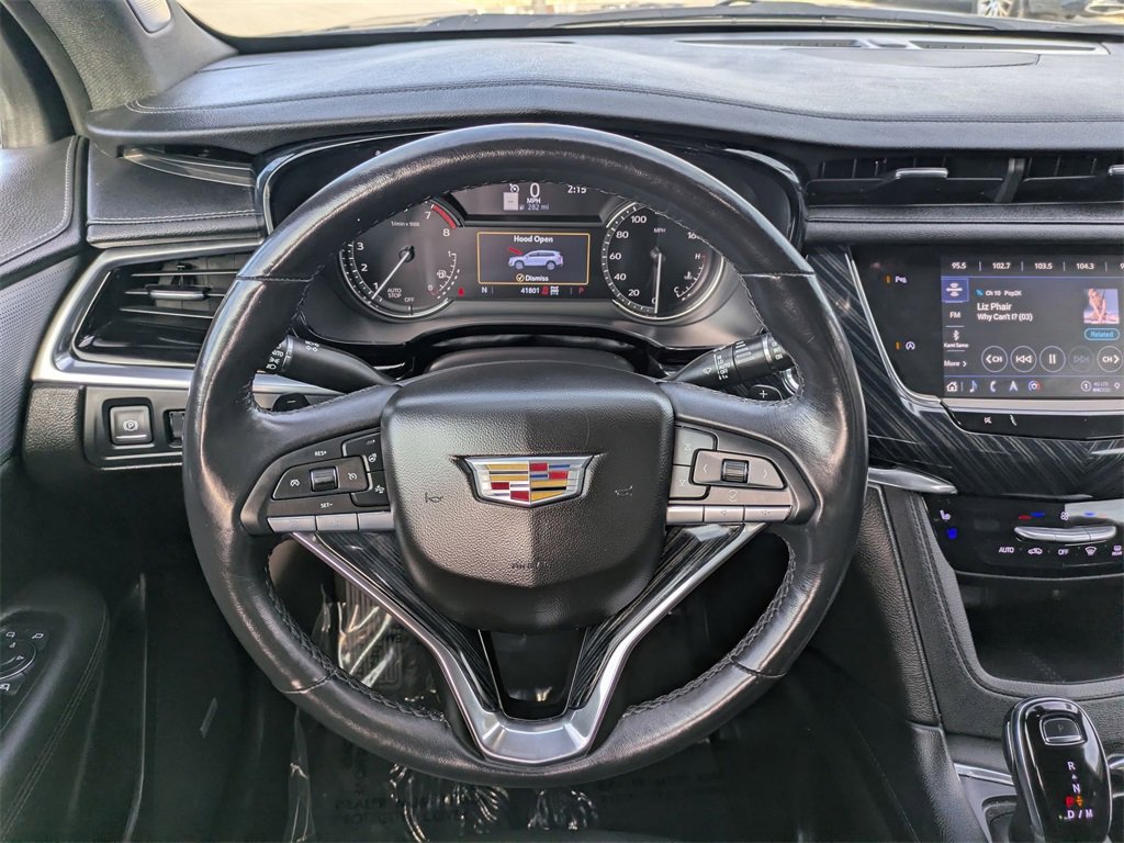 Used 2024 Cadillac XT6 Premium Luxury image 21