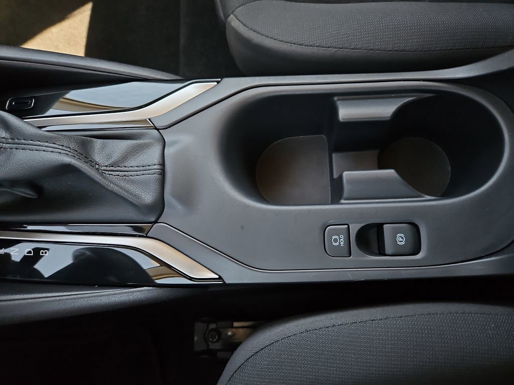 Used 2025 Toyota Corolla LE image 25