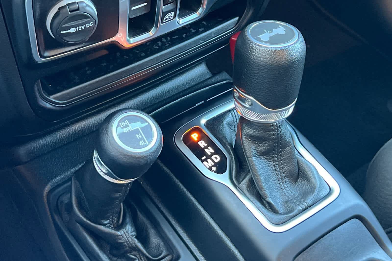Used 2022 Jeep Wrangler Unlimited Sport AWD/4WD image 21