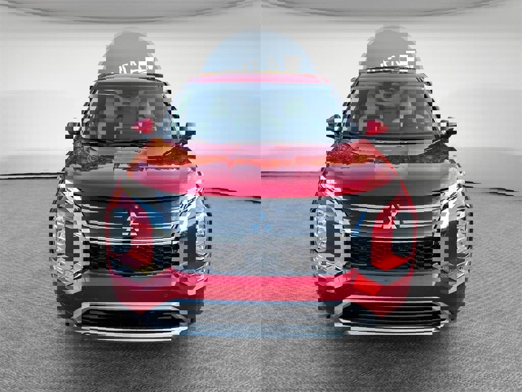 New 2025 Mitsubishi Outlander SE image 2