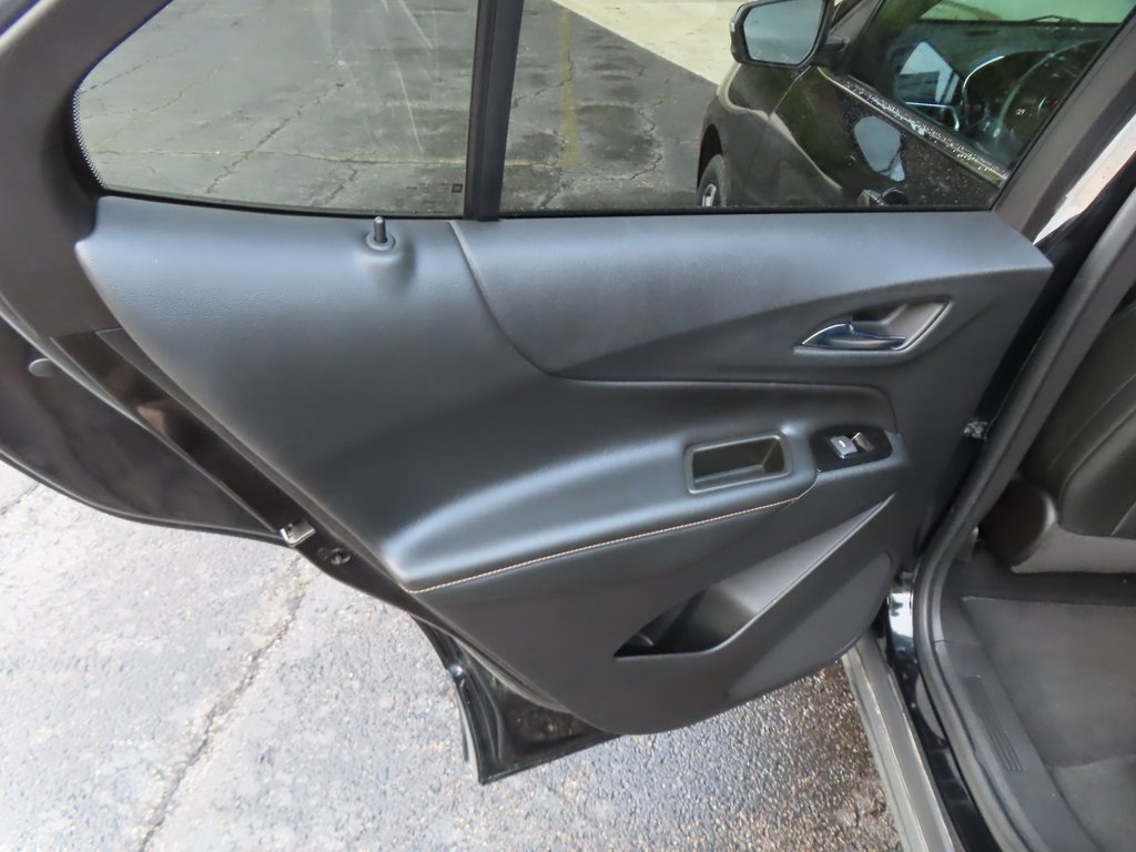 Used 2023 Chevrolet Equinox Premier image 34