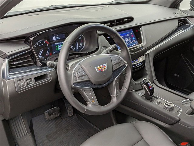Certified 2024 Cadillac XT5 Premium Luxury w/ LPO, Floor Liner Package image 9