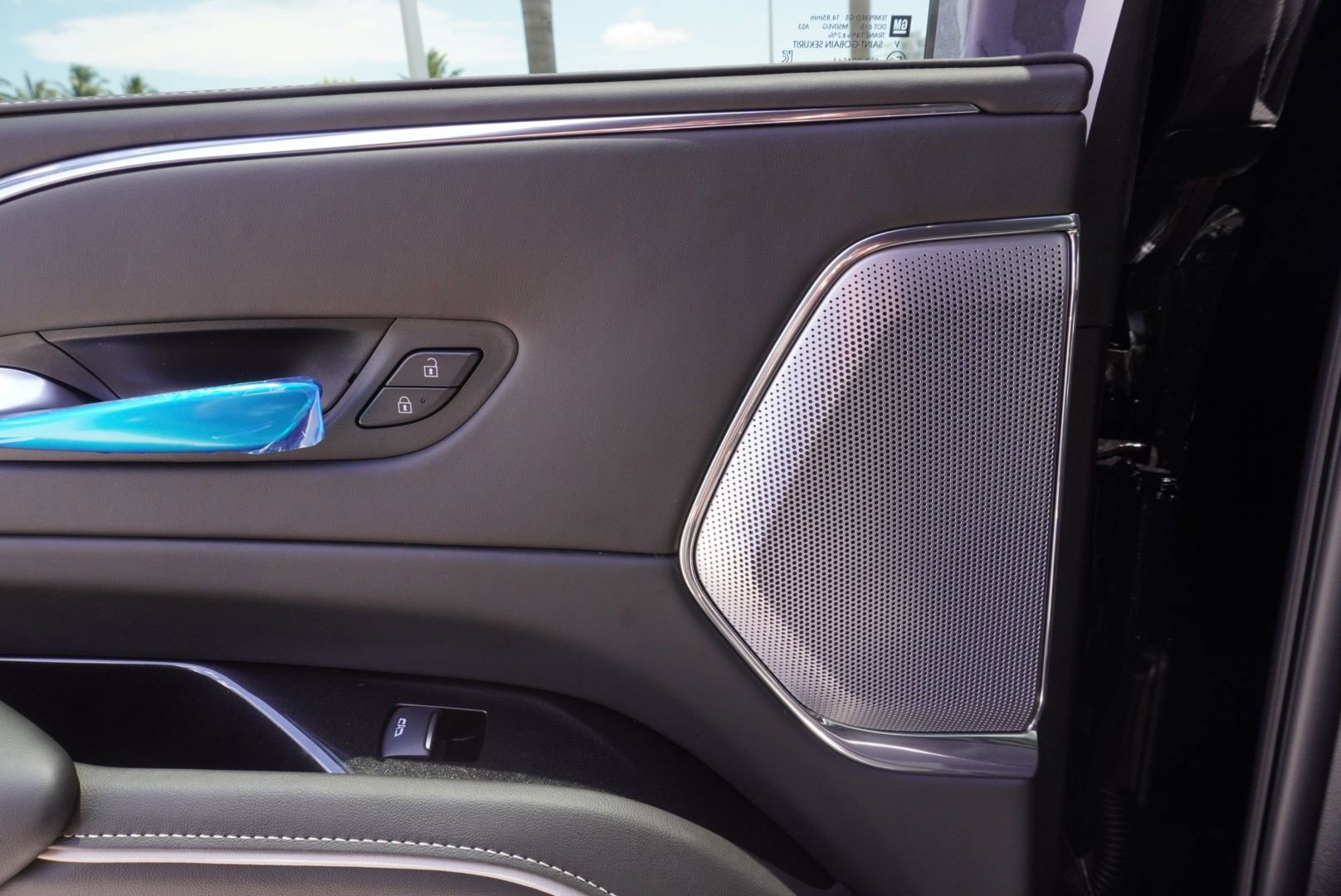 New 2024 Cadillac Escalade Sport Platinum w/ LPO, ONYX Package image 21