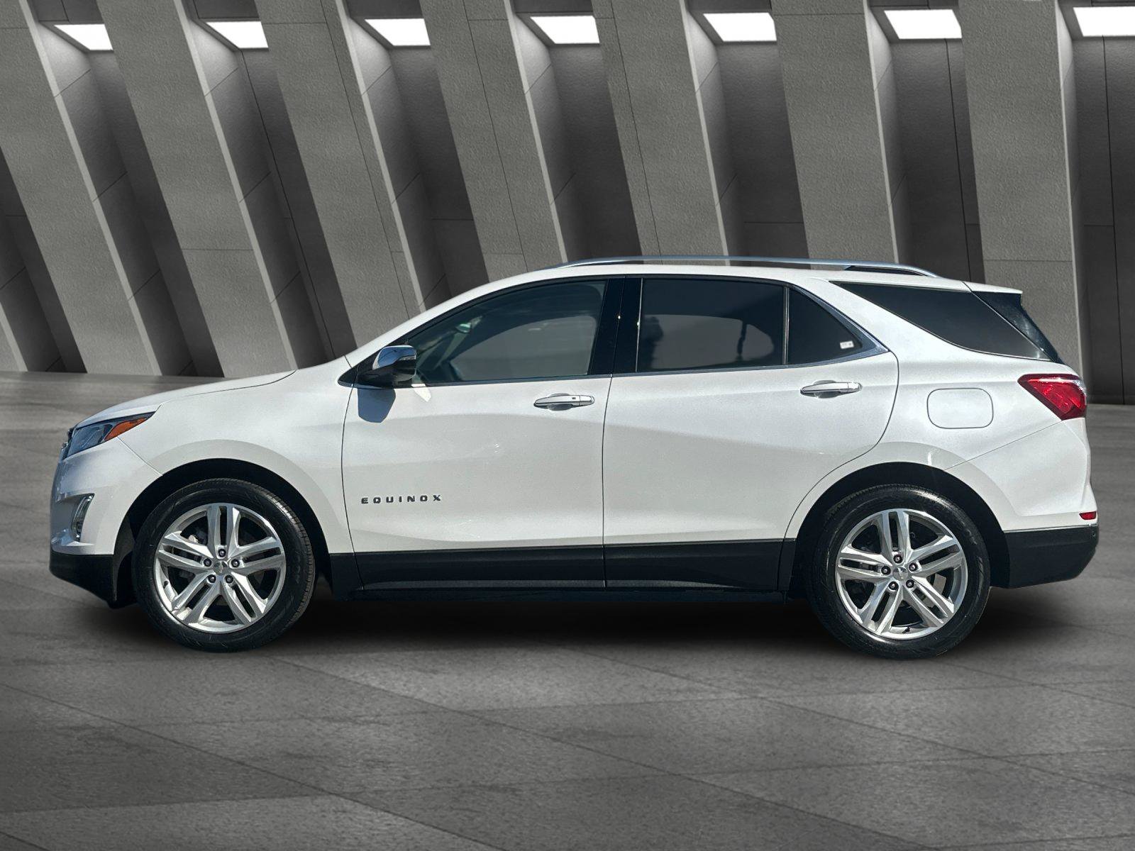 Used 2020 Chevrolet Equinox Premier FWD image 7