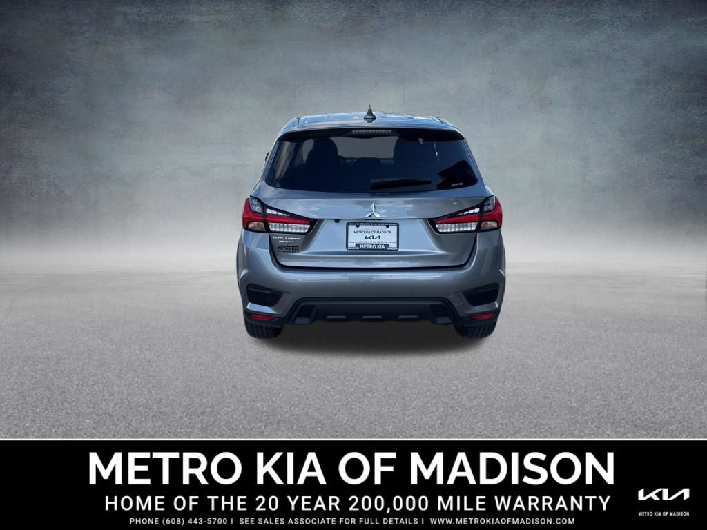 Used 2025 Mitsubishi Outlander Sport ES image 4