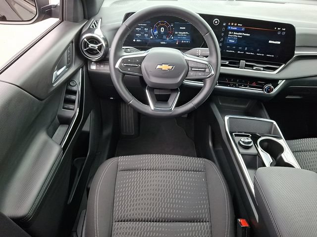 Used 2026 Chevrolet Equinox LT FWD image 11