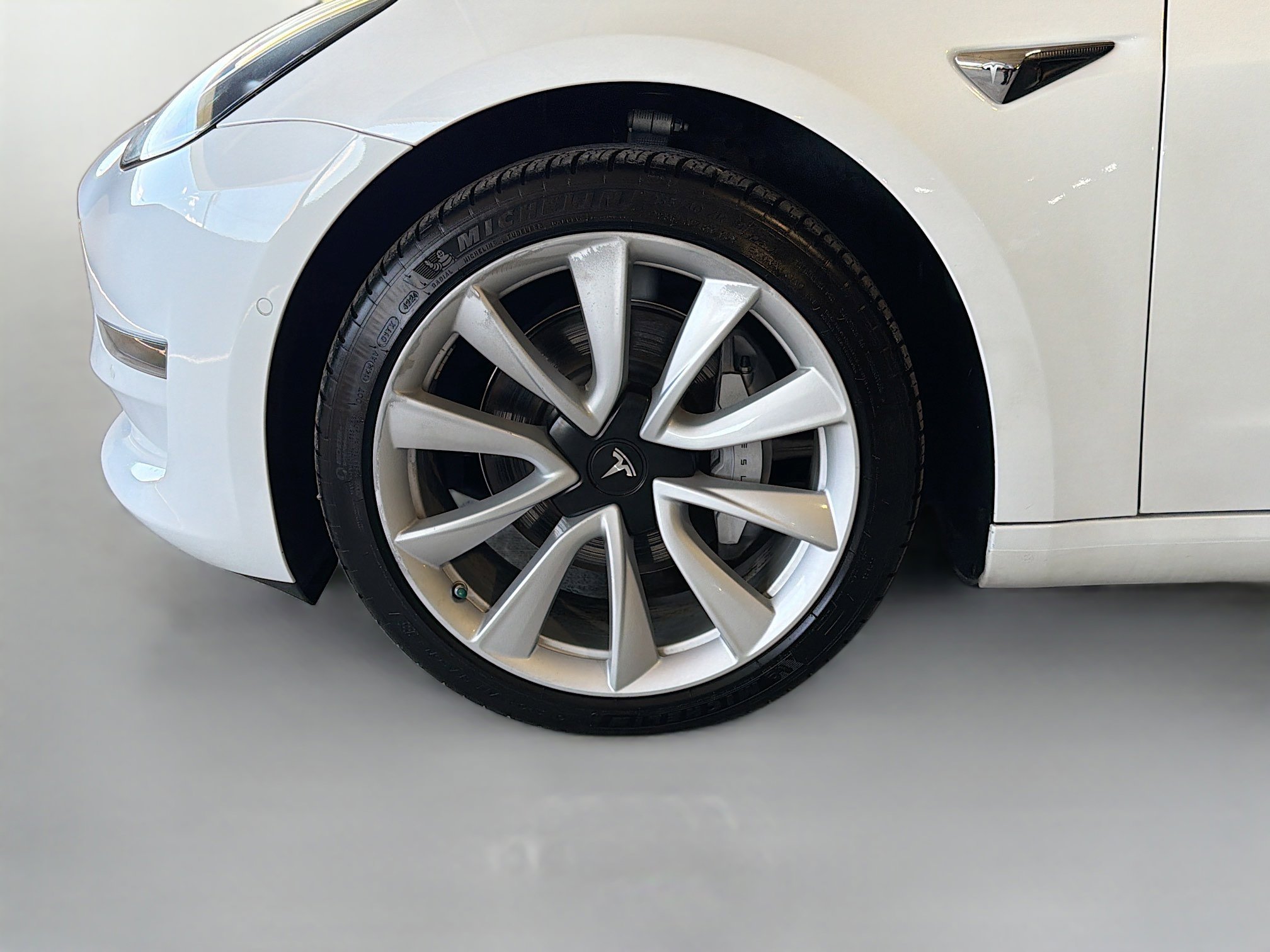 Used 2019 Tesla Model 3 Standard Range Plus RWD image 20