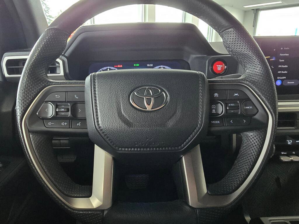 Certified 2024 Toyota Tacoma TRD Off-Road AWD/4WD image 25