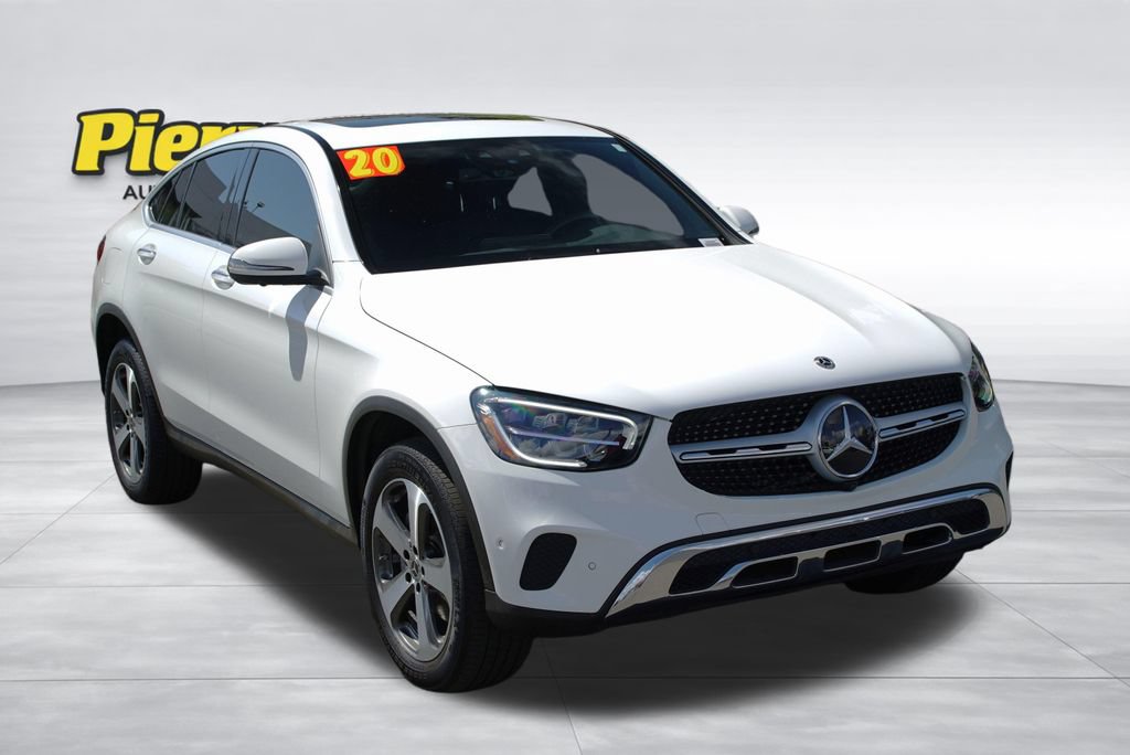 Used 2020 Mercedes-Benz GLC 300 4MATIC Coupe image 2