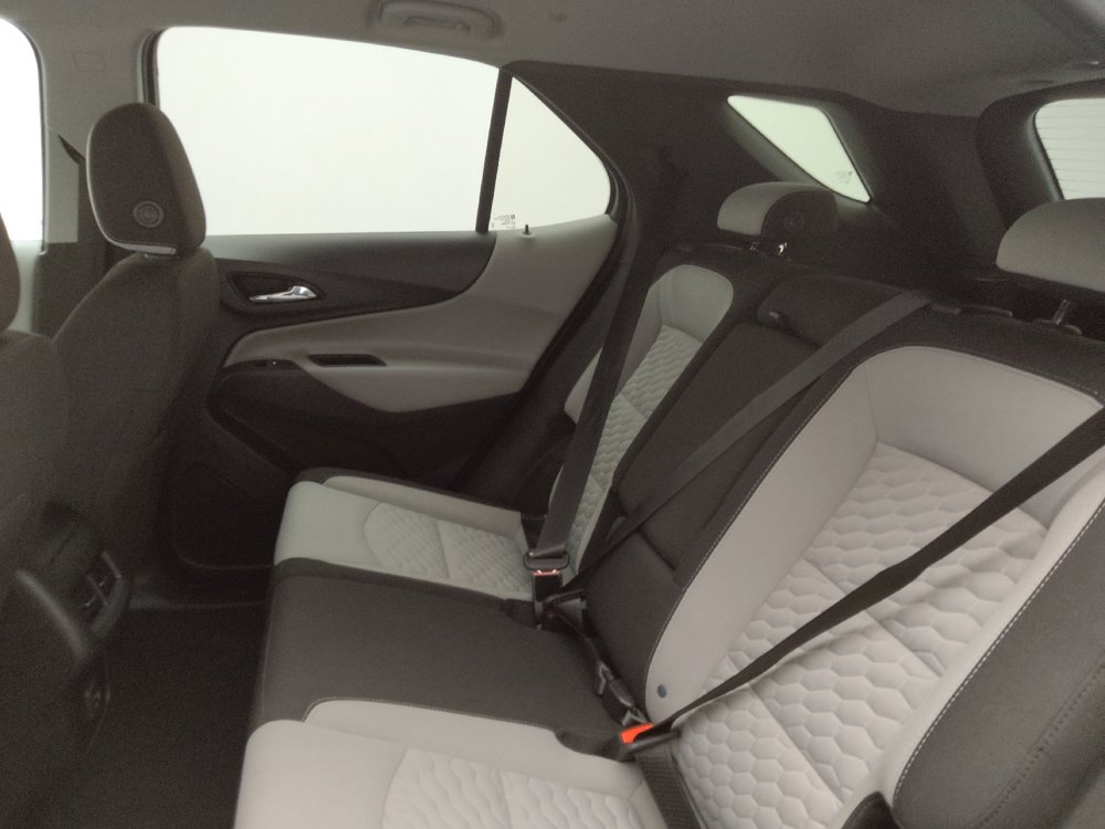 Used 2020 Chevrolet Equinox LS w/ LS Convenience Package image 18