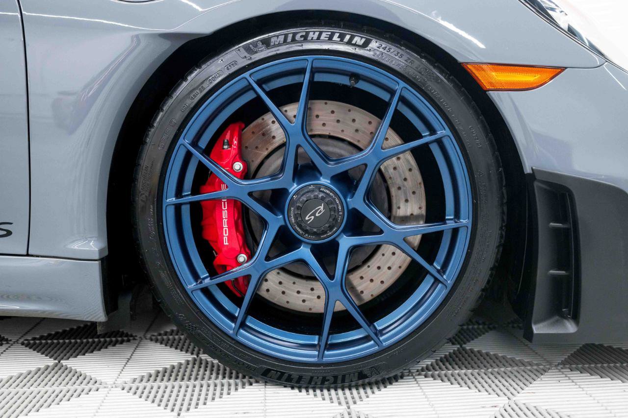 Used 2023 Porsche 718 Cayman GT4 RS RWD image 39