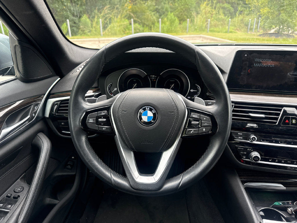 Used 2018 BMW 530e RWD image 19