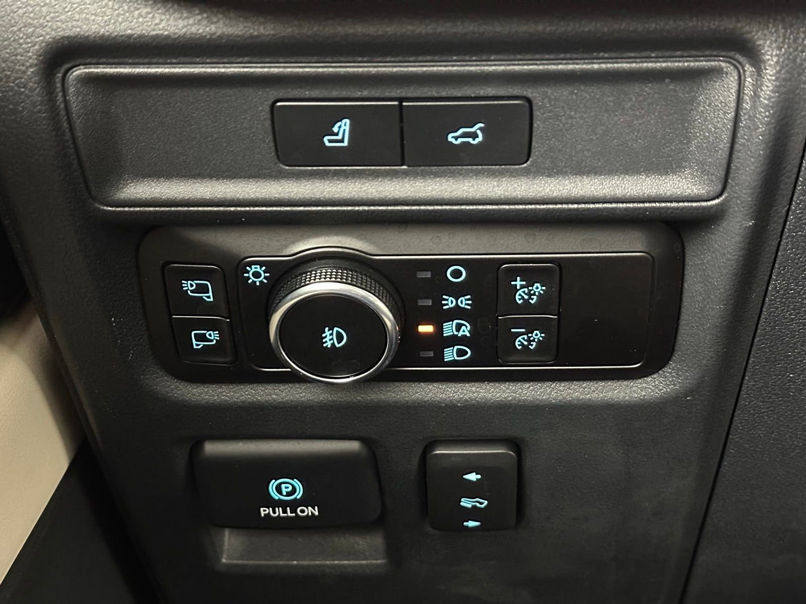 Used 2023 Ford Expedition Platinum image 26