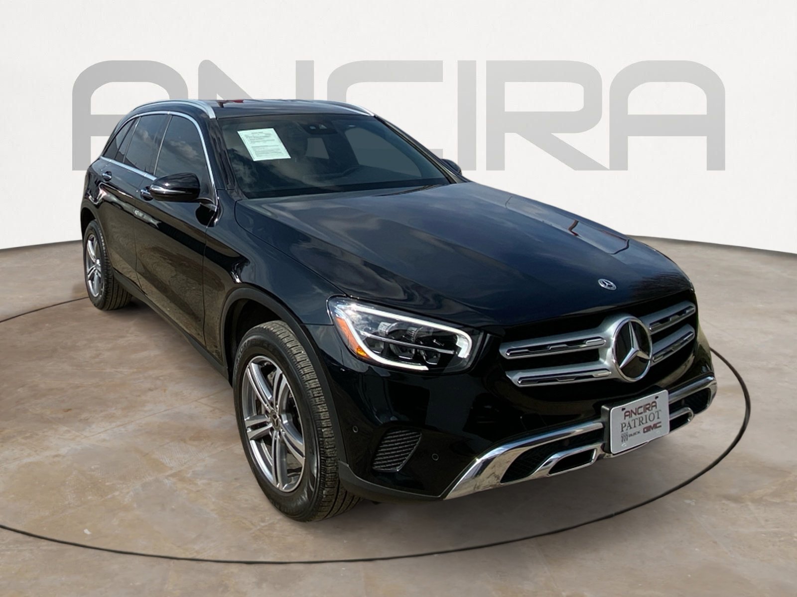 Used 2022 Mercedes-Benz GLC 300 image 4