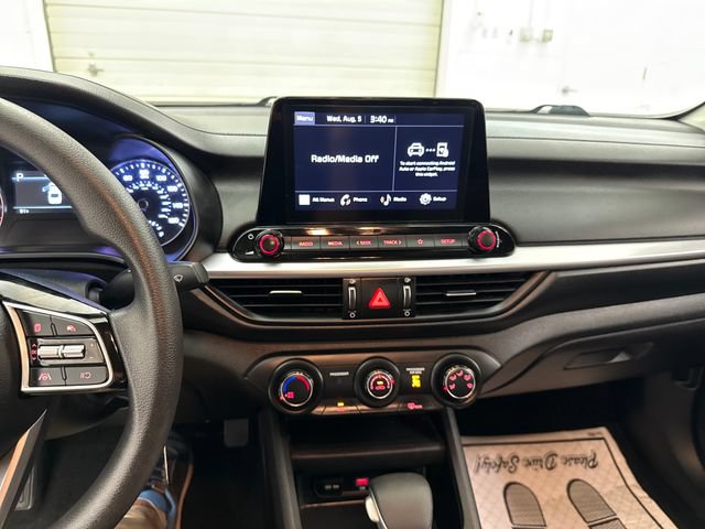 Used 2023 Kia Forte LXS FWD image 17