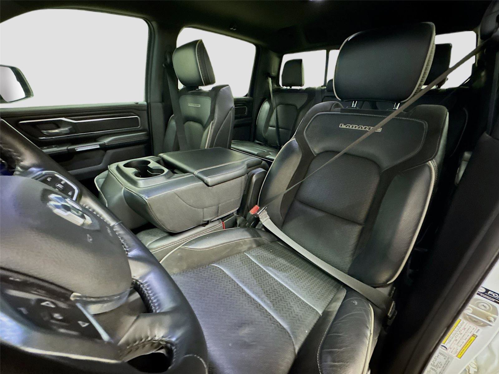 Used 2023 RAM 1500 Laramie AWD/4WD image 22