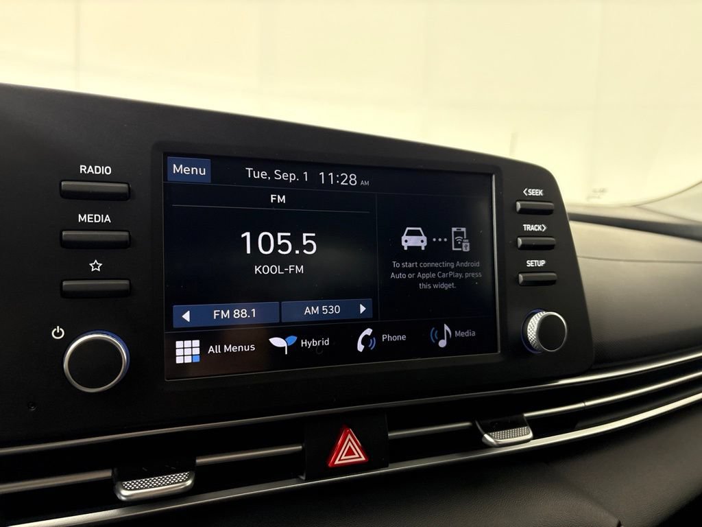New 2025 Hyundai Elantra Hybrid FWD image 27
