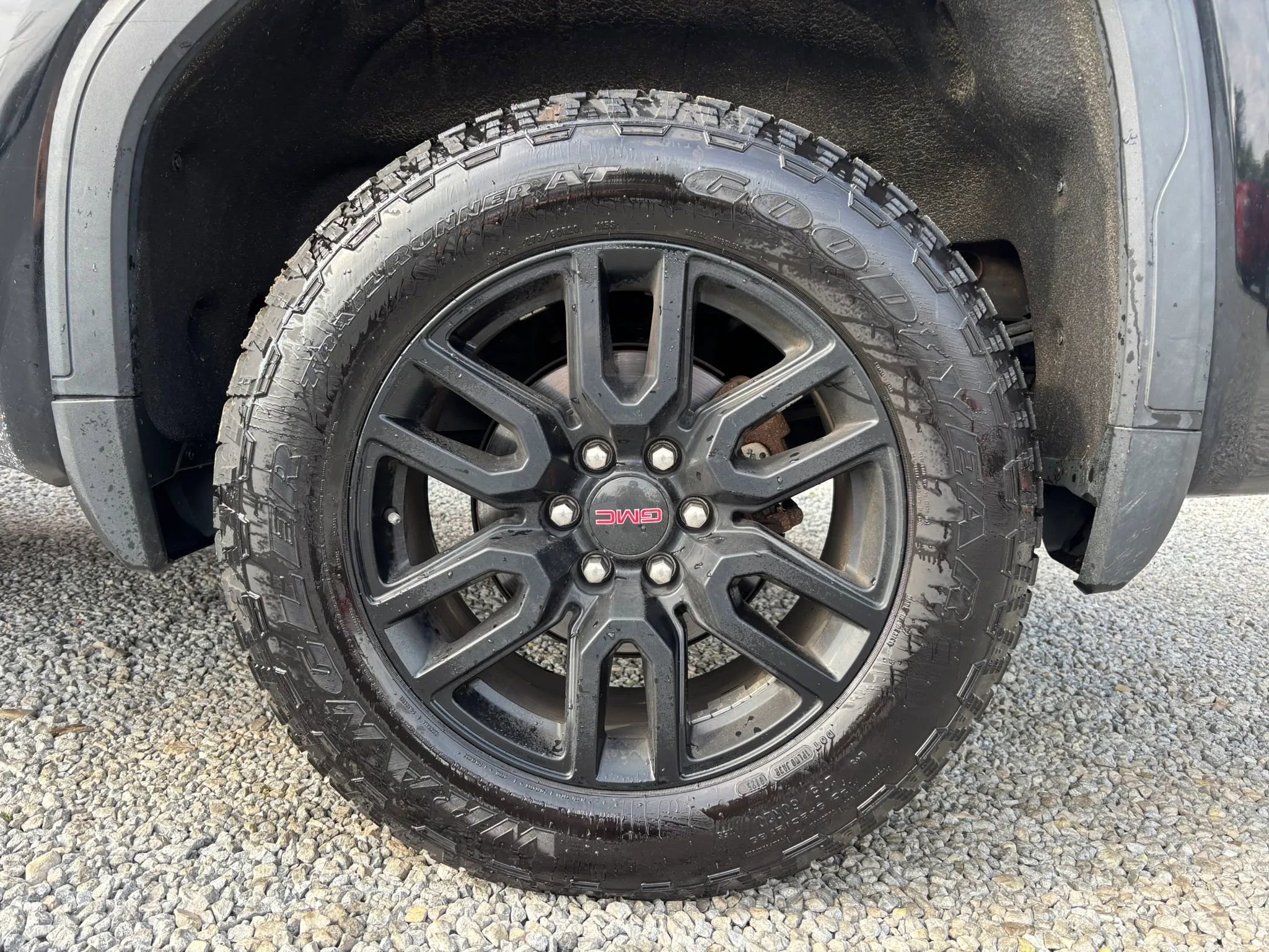 Used 2020 GMC Sierra 1500 Elevation w/ Elevation Value Package AWD/4WD image 2