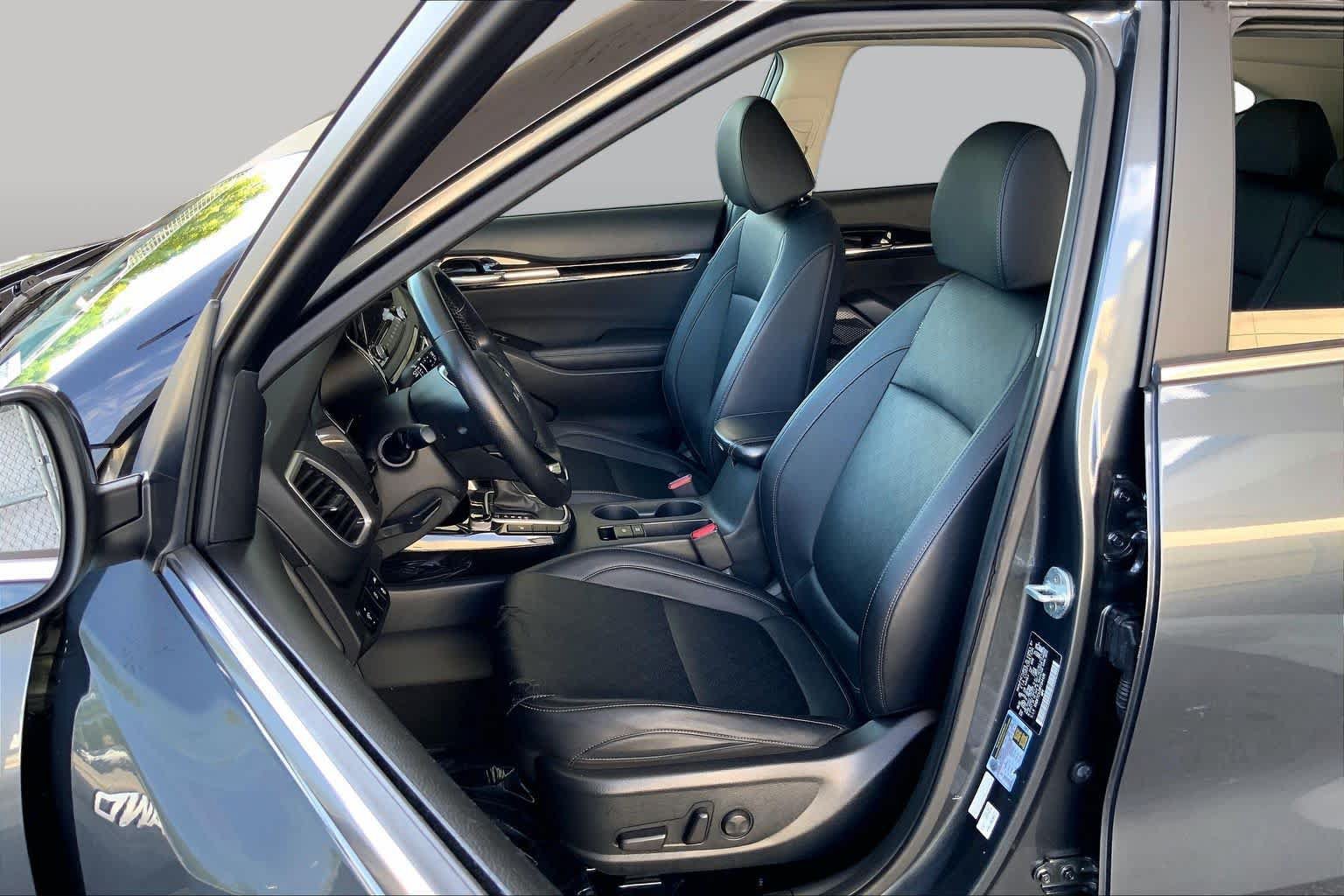 Used 2023 Kia Seltos SX w/ SX Sunroof Package AWD/4WD image 8