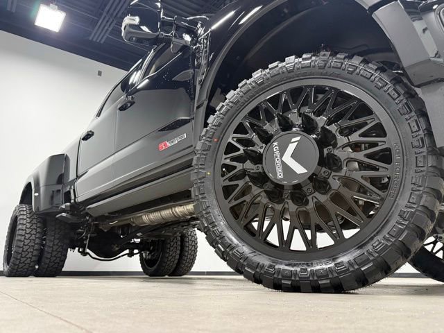 New 2026 Ford F450 Platinum w/ Platinum Plus Package AWD/4WD image 3