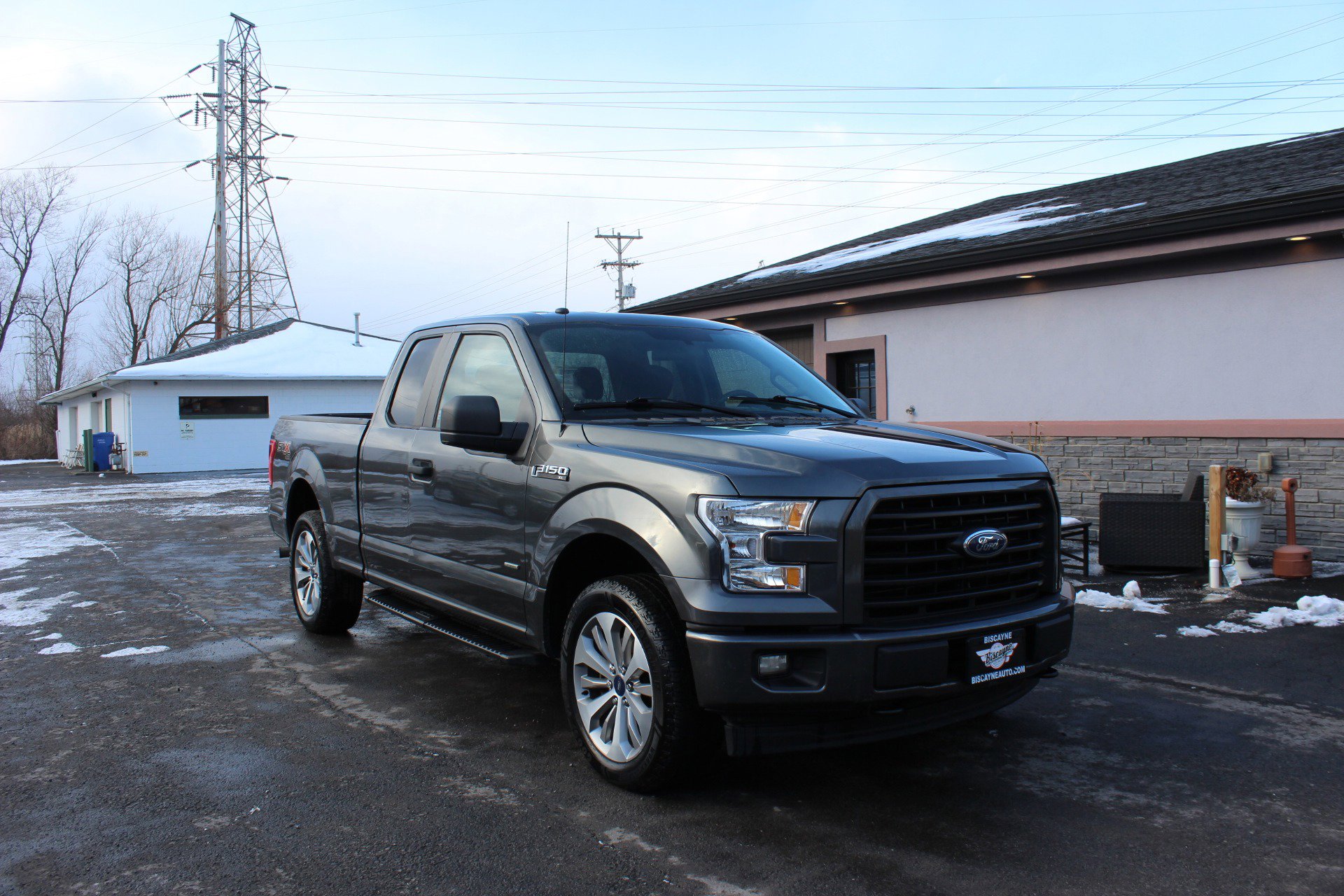 Used 2017 Ford F150 XL w/ Equipment Group 101A Mid image 1