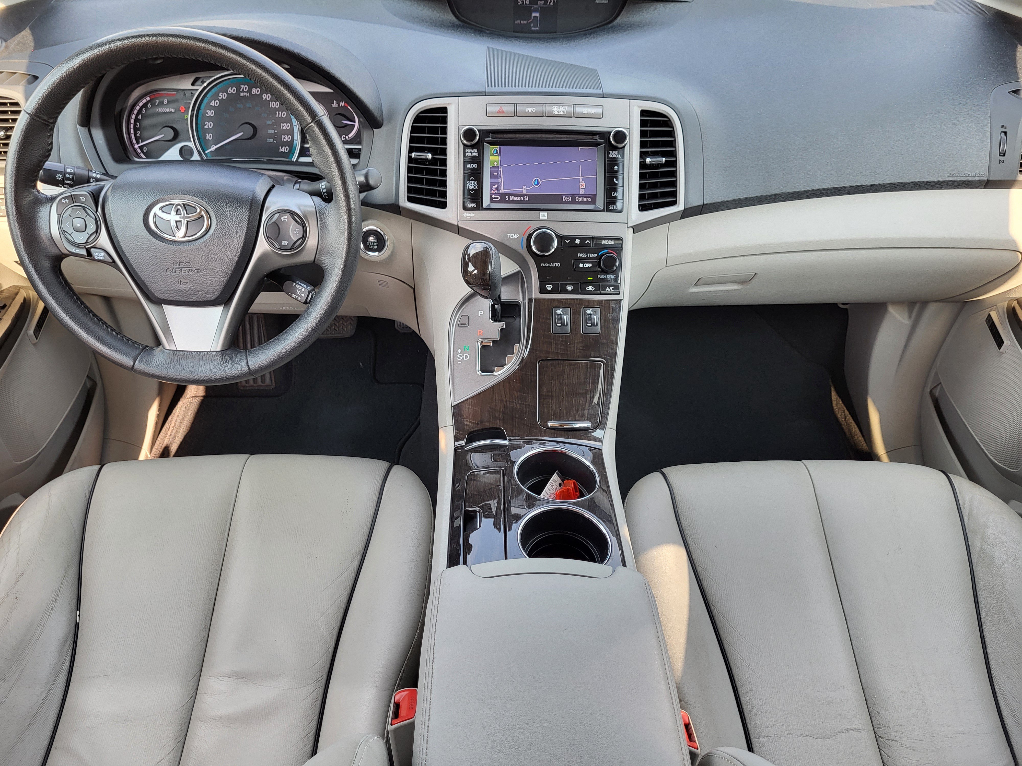 Used 2013 Toyota Venza XLE w/ XLE Premium Pkg AWD/4WD image 21